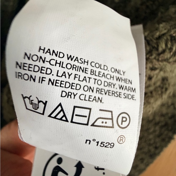 Distressed Linen-Cotton Shawl Cardigan
Polo Ralph Lauren Men’s M VGC Olive Gr - Picture 12 of 13